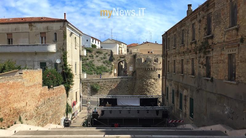 Вилла Residenza Borgo Antico Термоли Экстерьер фото