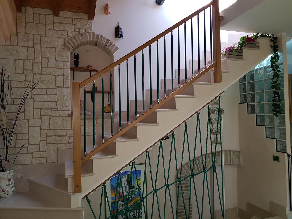 Вилла Residenza Borgo Antico Термоли Экстерьер фото